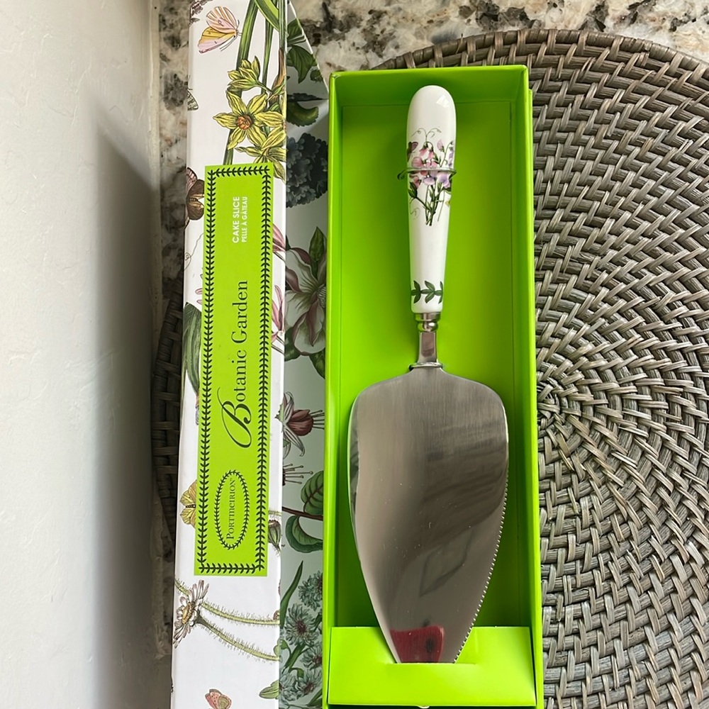 NIB Portmeirion Cake Slicer